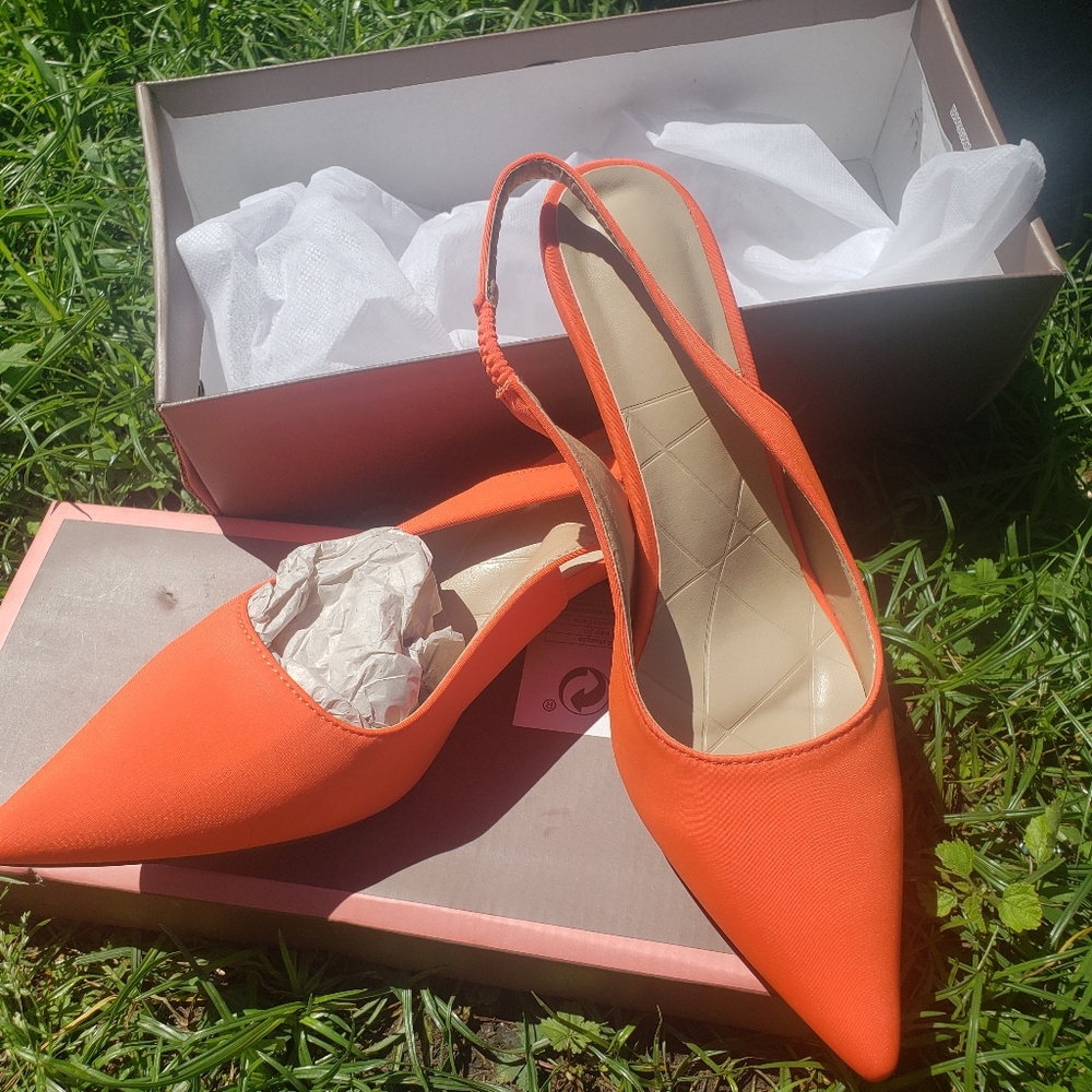 Othr Orange Pointed-Toe Slingback Mules